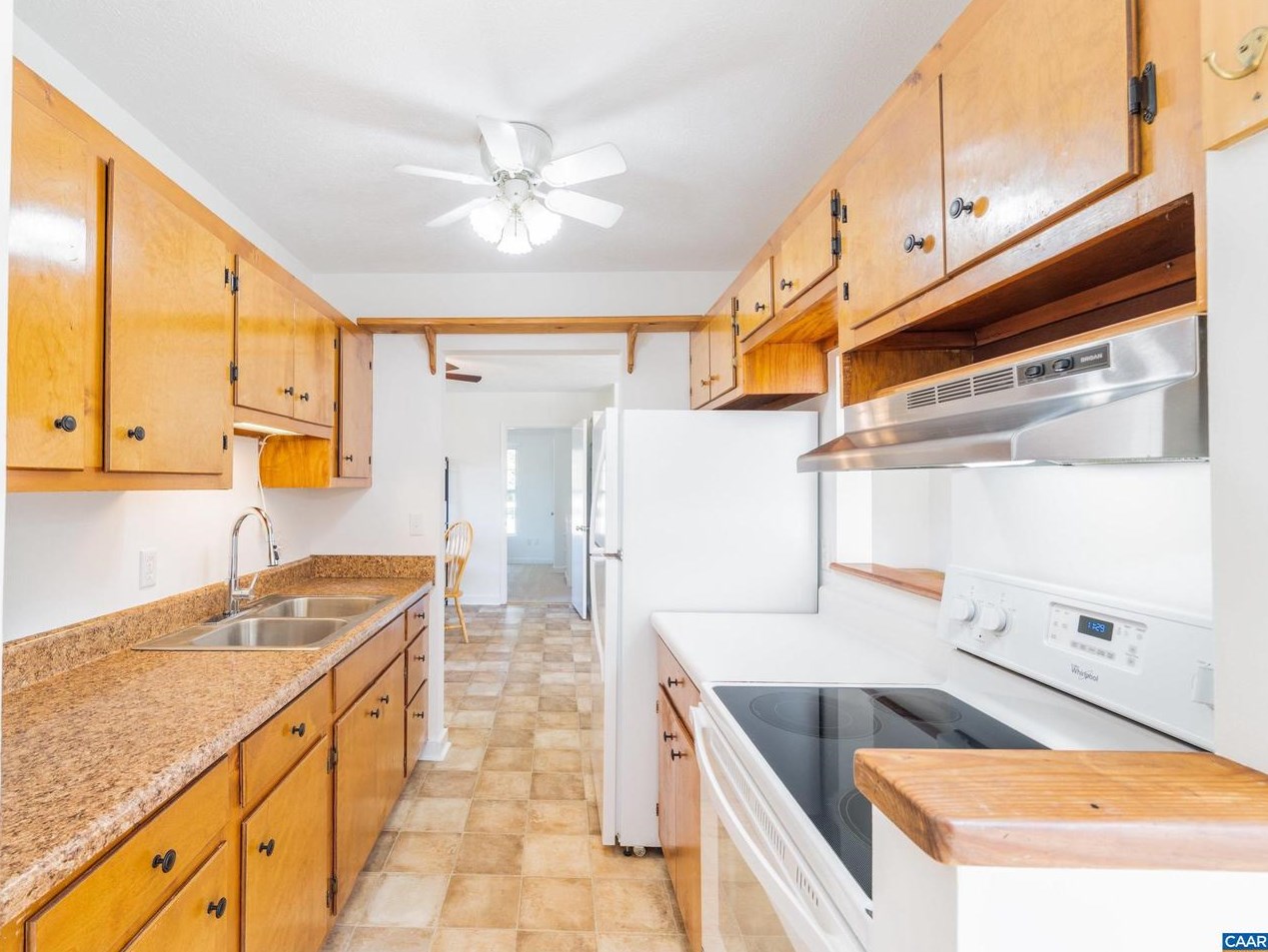 57 Sclaters Ford Rd, Bybee, VA 22963