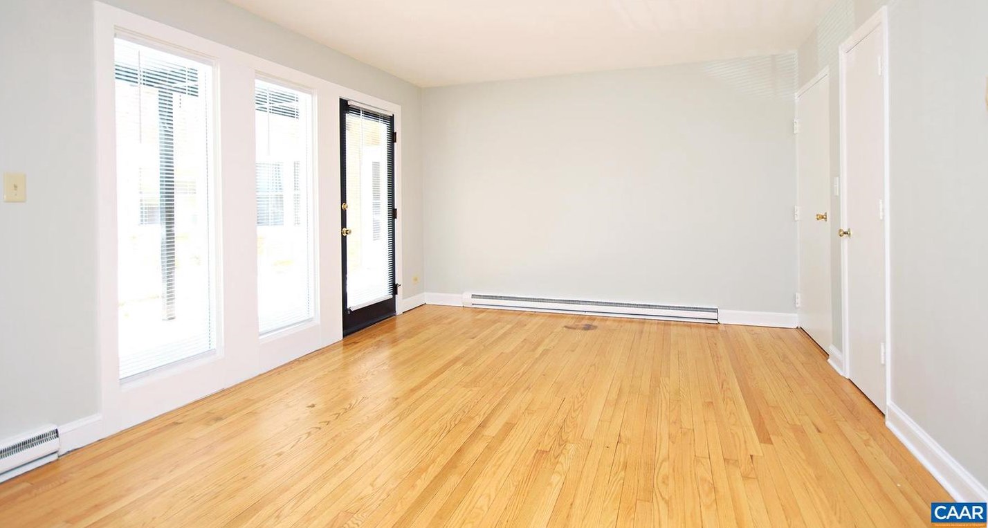 2114 Ivy Rd #3, Charlottesville, VA 22903