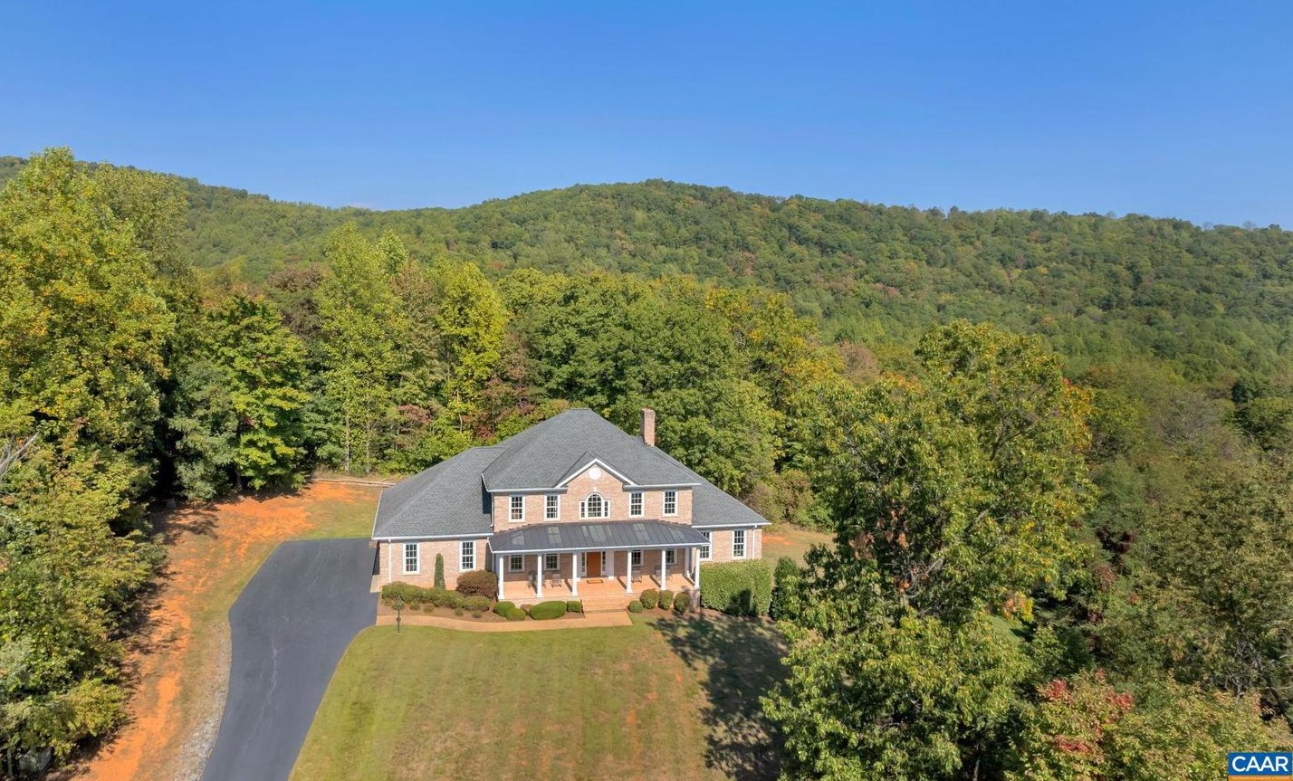 5759 Spotswood Trl, Stanardsville, VA 22973-2815
