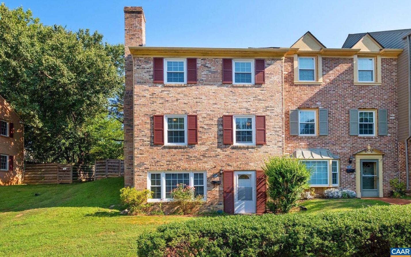 114 Georgetown Grn, Charlottesville, VA 22901