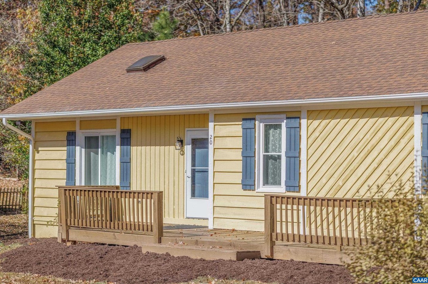 20 Loblolly Rd, Bybee, VA 22963
