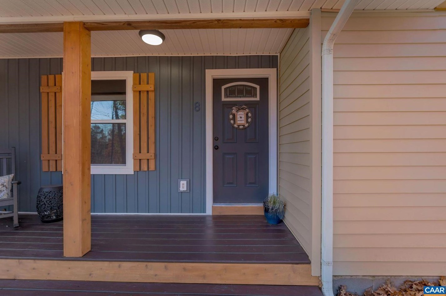 8 Wisteria Way, Bybee, VA 22963