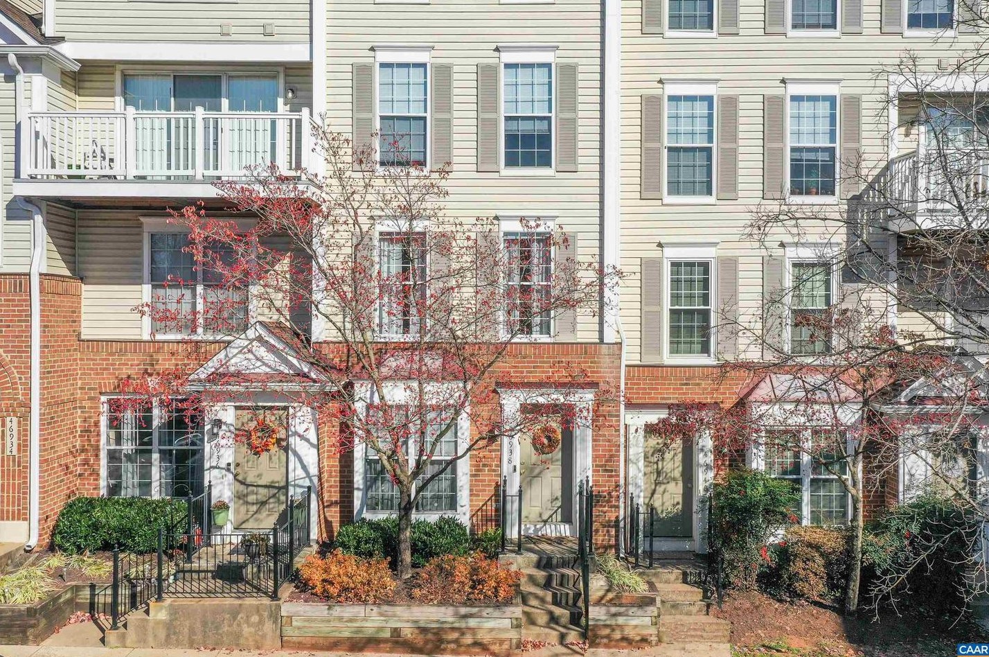 46938 Courtyard Sq, Dulles, VA 20164