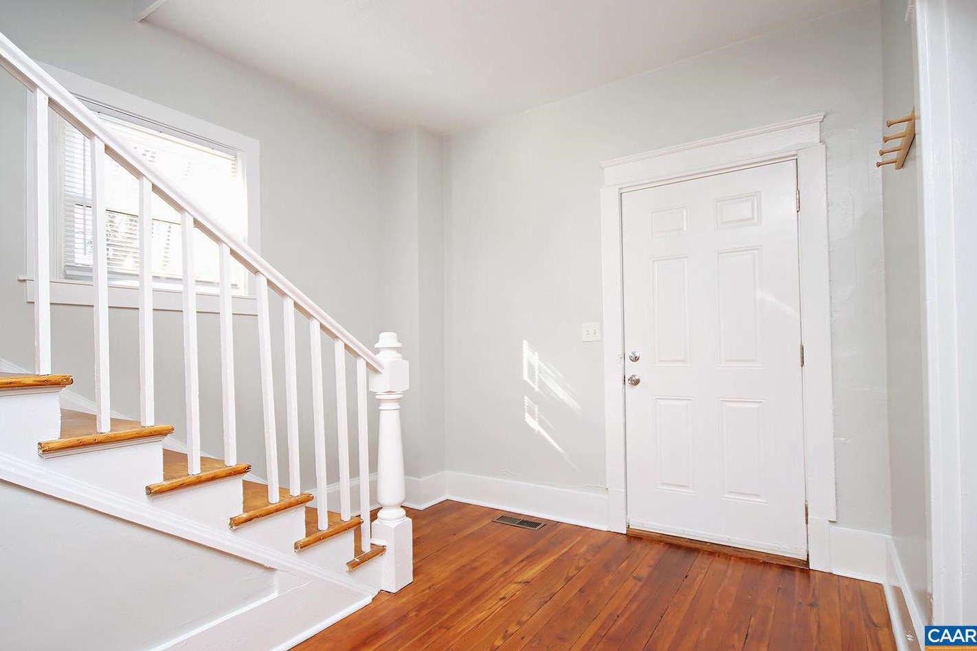 332 10 1/2 St Nw, Charlottesville, VA 22903