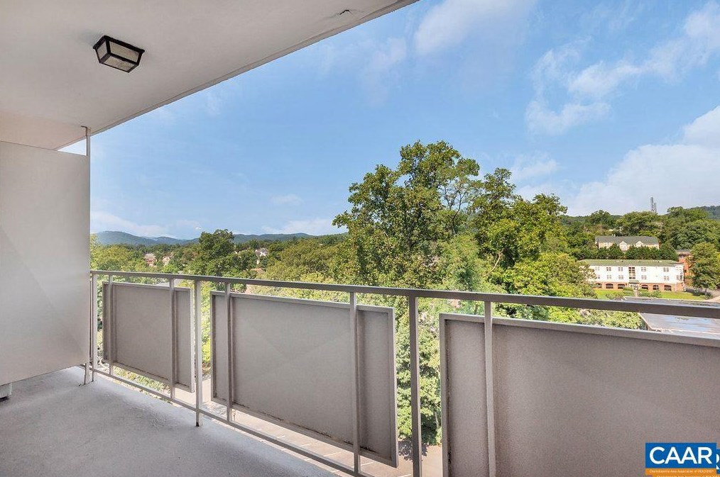 1800 Jefferson Park Ave #803, Charlottesville, VA 22903