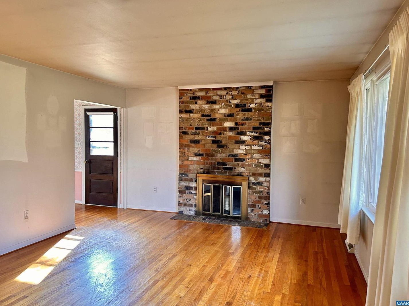 3437 Pleasant Dr, Burnleys, VA 22923-8753