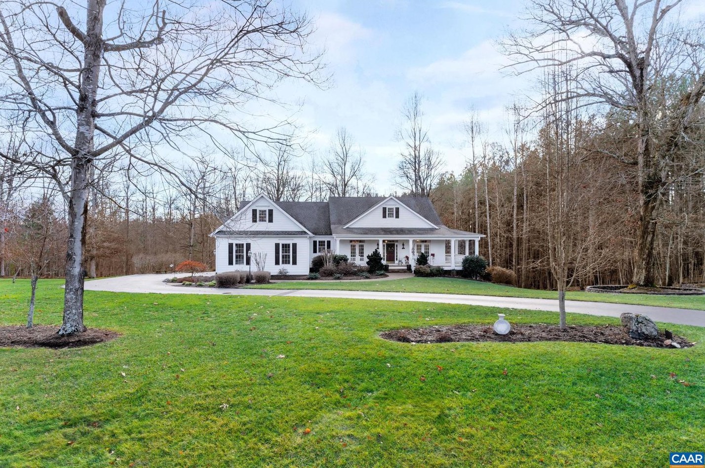 6340 Indian Ridge Dr, Earlysville, VA 22936-1643