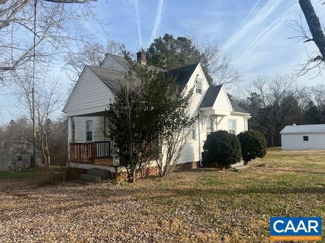 89 Mohawk Rd, Buckingham, VA 23921