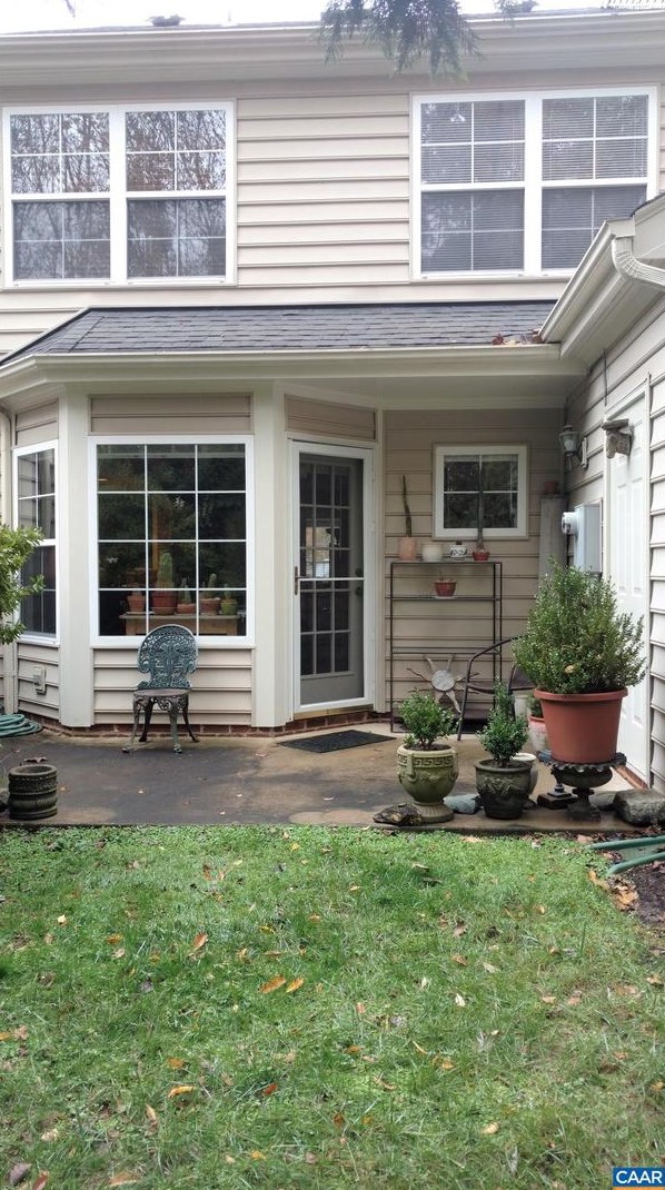 1462 Ashland Dr, Charlottesville, VA 22911