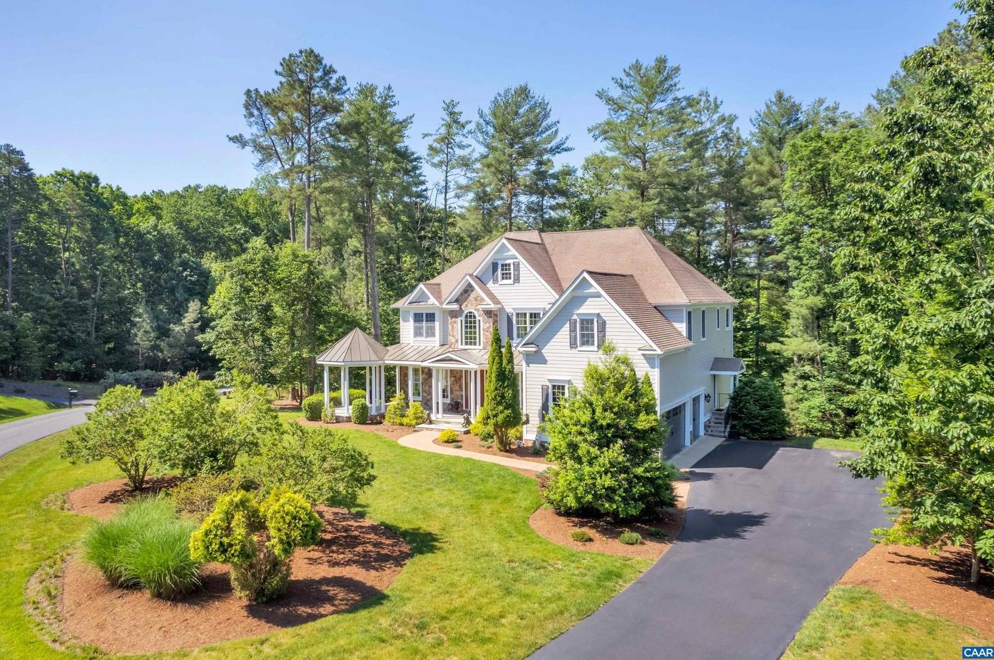 2020 Farringdon Road #a, Keswick, VA 22947
