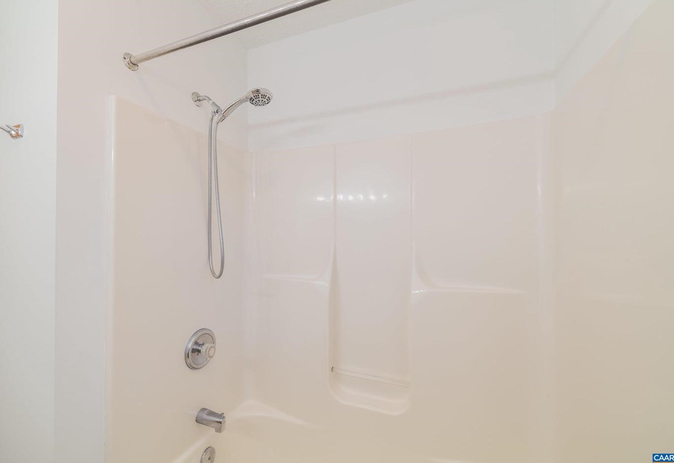 22 Lafayette Dr, Bybee VA  22963-2932 exterior