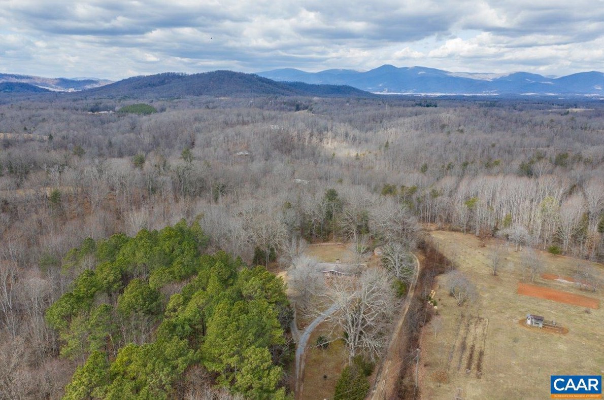 307 Huff Creek Trail, Falconerville, VA 24521