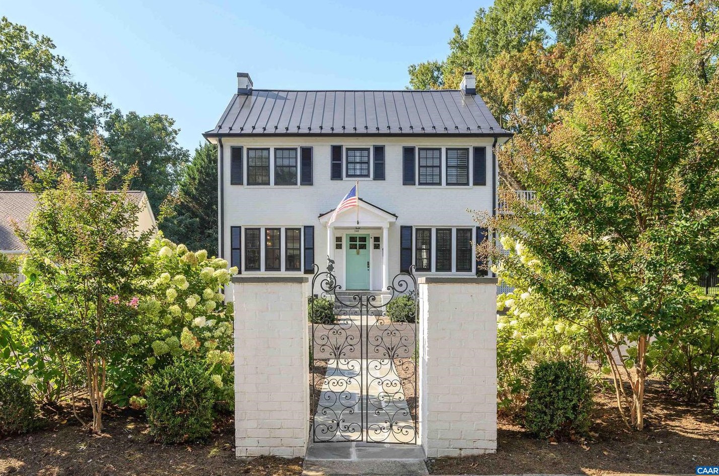 1942 Lewis Mountain Rd, Charlottesville, VA 22903
