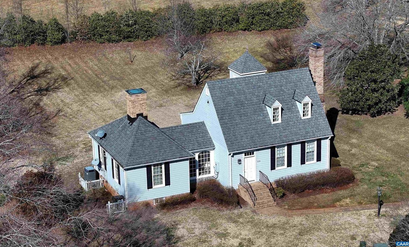 606 Bridlespur Ln, Earlysville, VA 22936