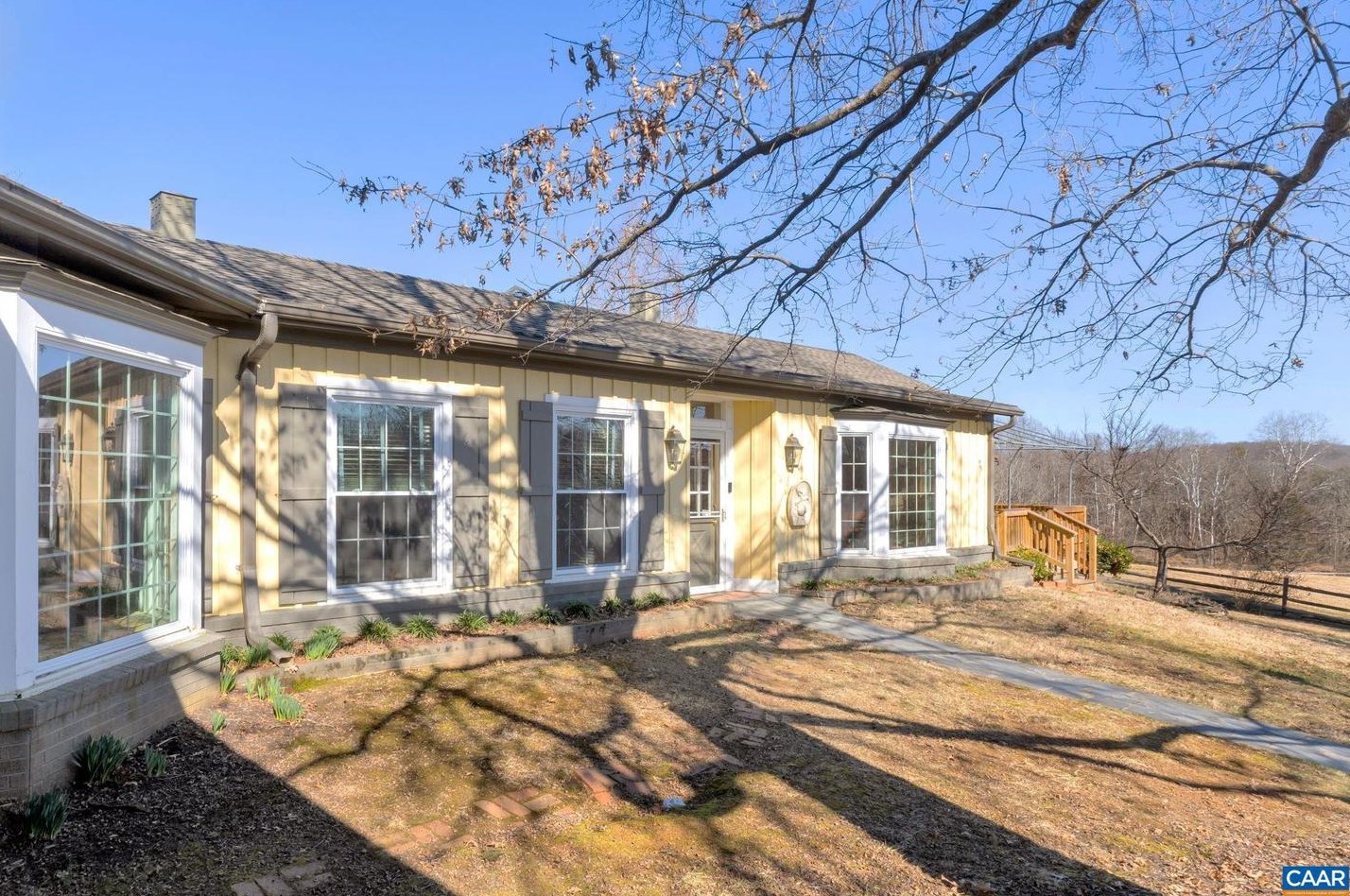 635 Clarks Tract, Greenwood, VA 22943