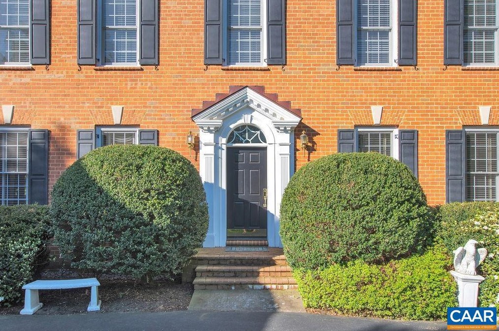 2402 Pendower Ln, Keswick, VA 22947