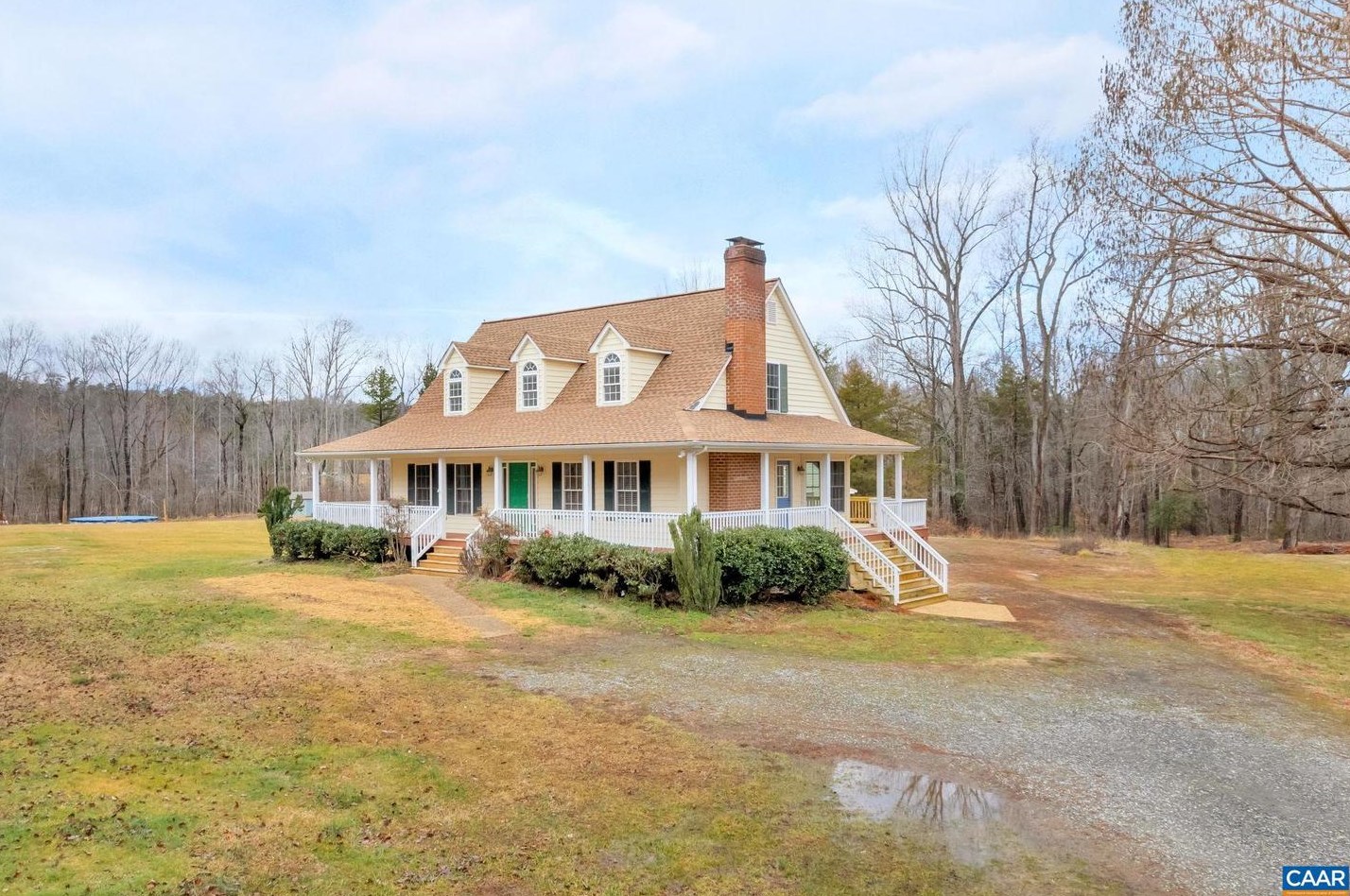 897 Cedar Hill Rd, Mineral, VA 23117