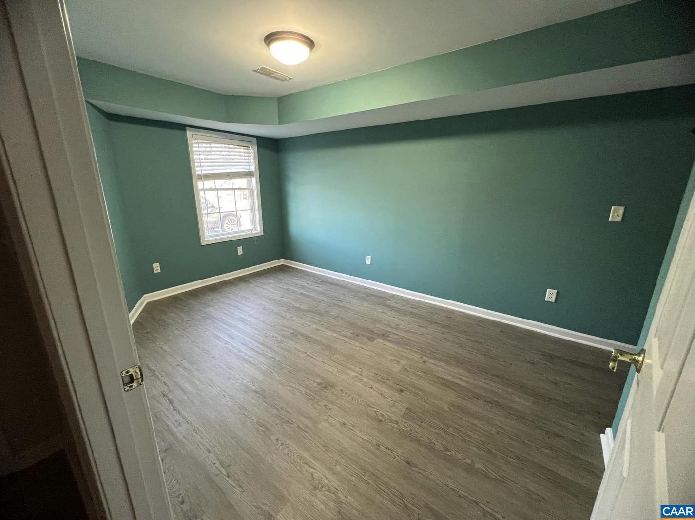 131 Burnet St, Charlottesville VA  22902-5502 exterior