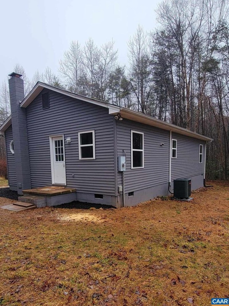 1836 Mt Pleasant Church Rd, Mineral, VA 23117