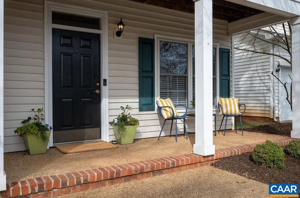 103 Burnet St, Charlottesville VA  22902-5502 exterior