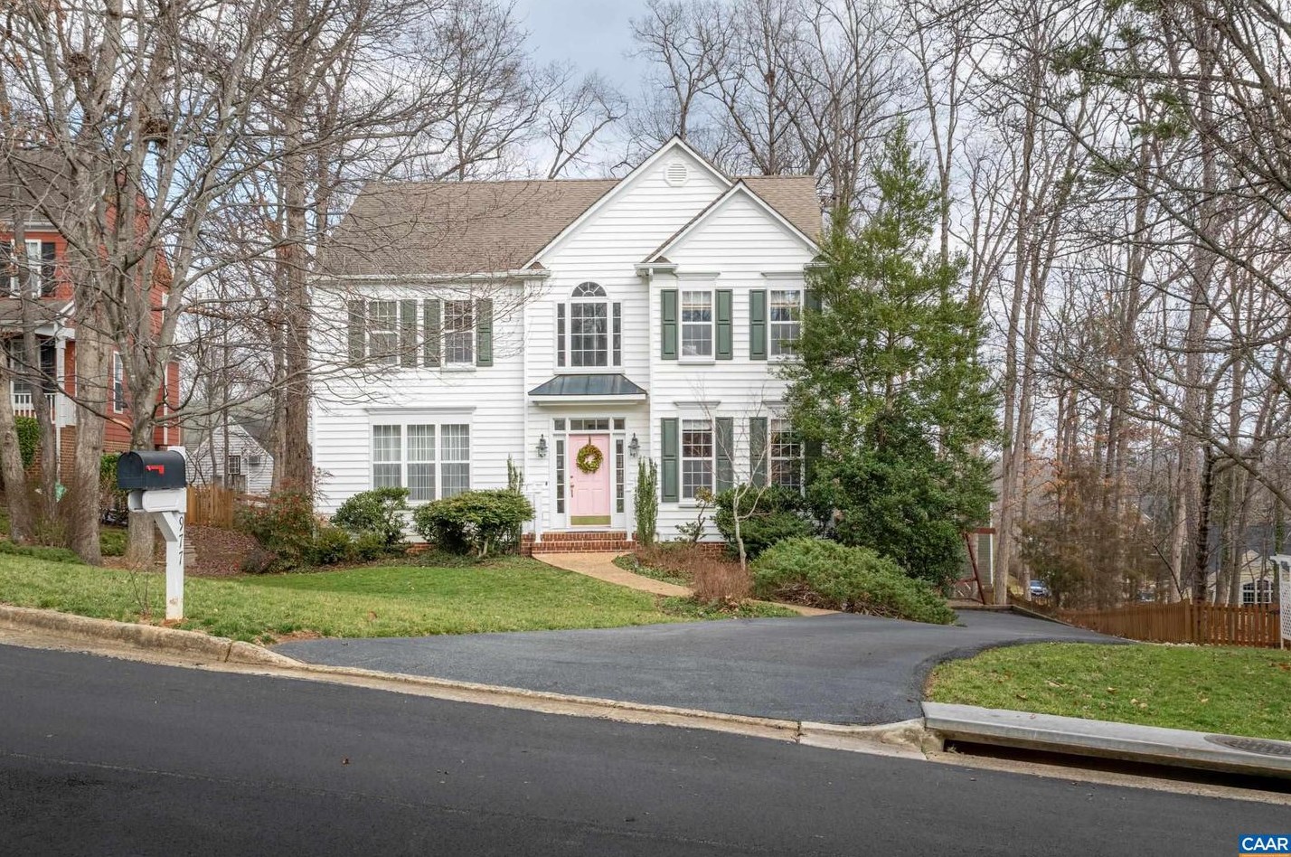 977 Laurel Gln, Charlottesville, VA 22903-7806