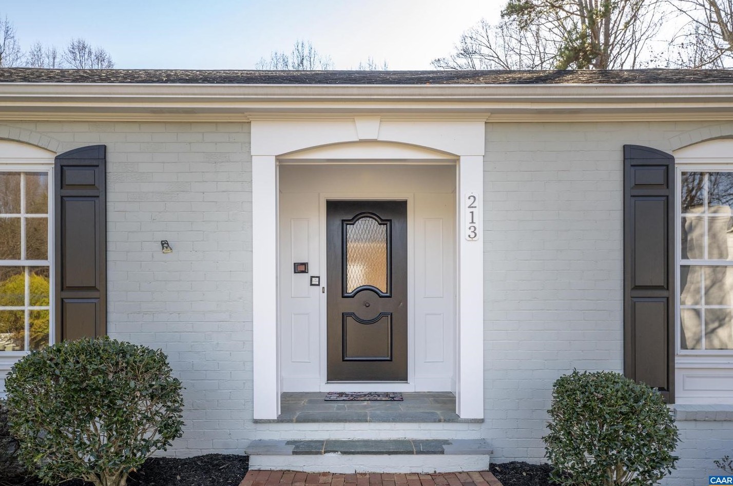 213 Surrey Rd, Charlottesville, VA 22901-2225