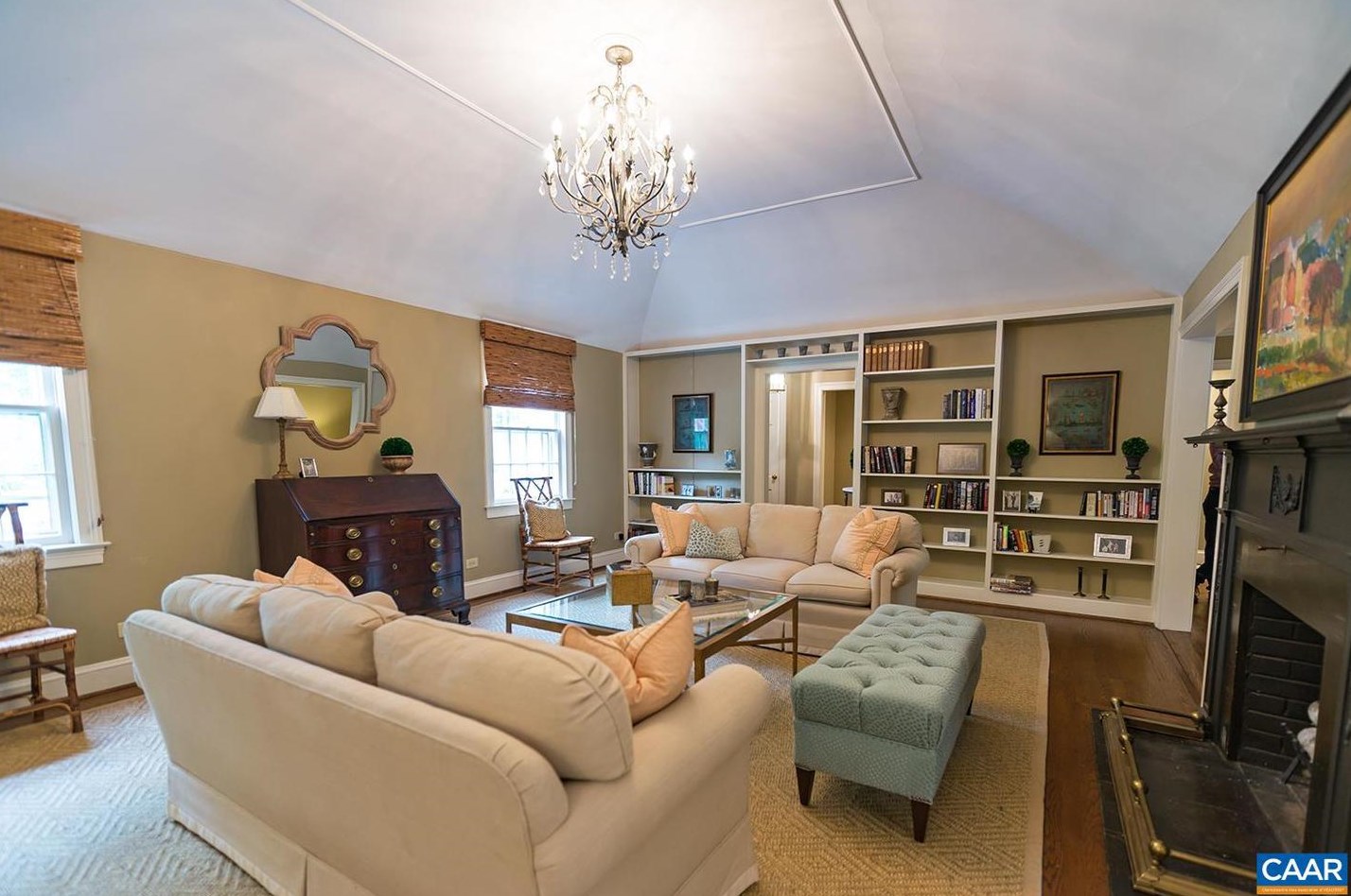 110 Cameron Ln, Charlottesville, VA 22903