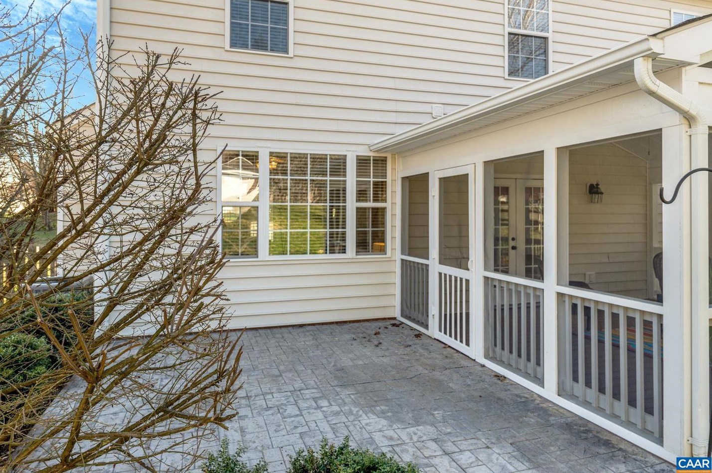 1103 Autumn Hill Ct, Crozet VA  22932-3145 exterior