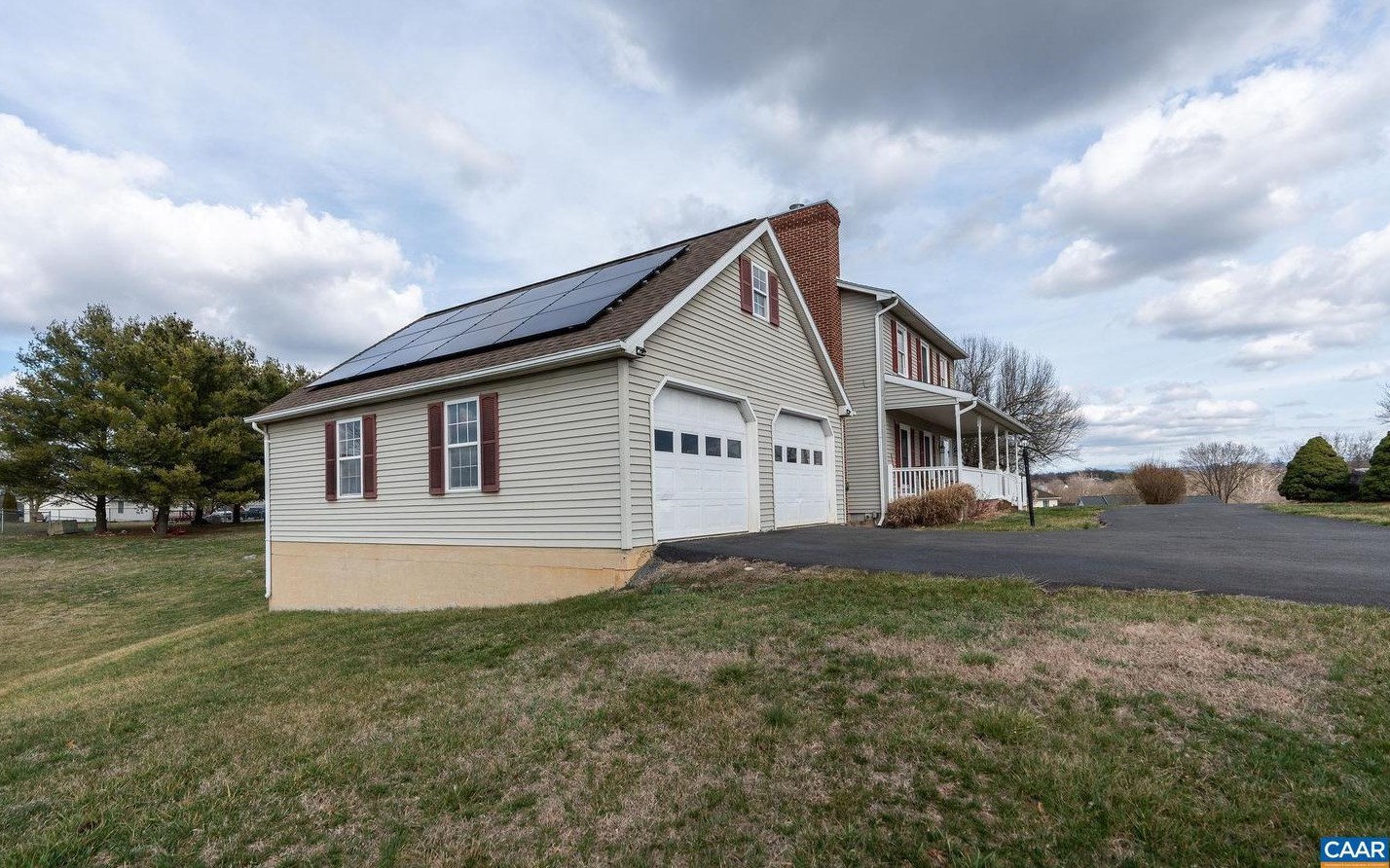 5114 Dogwood Ct, Timberville VA  22853-2406 exterior