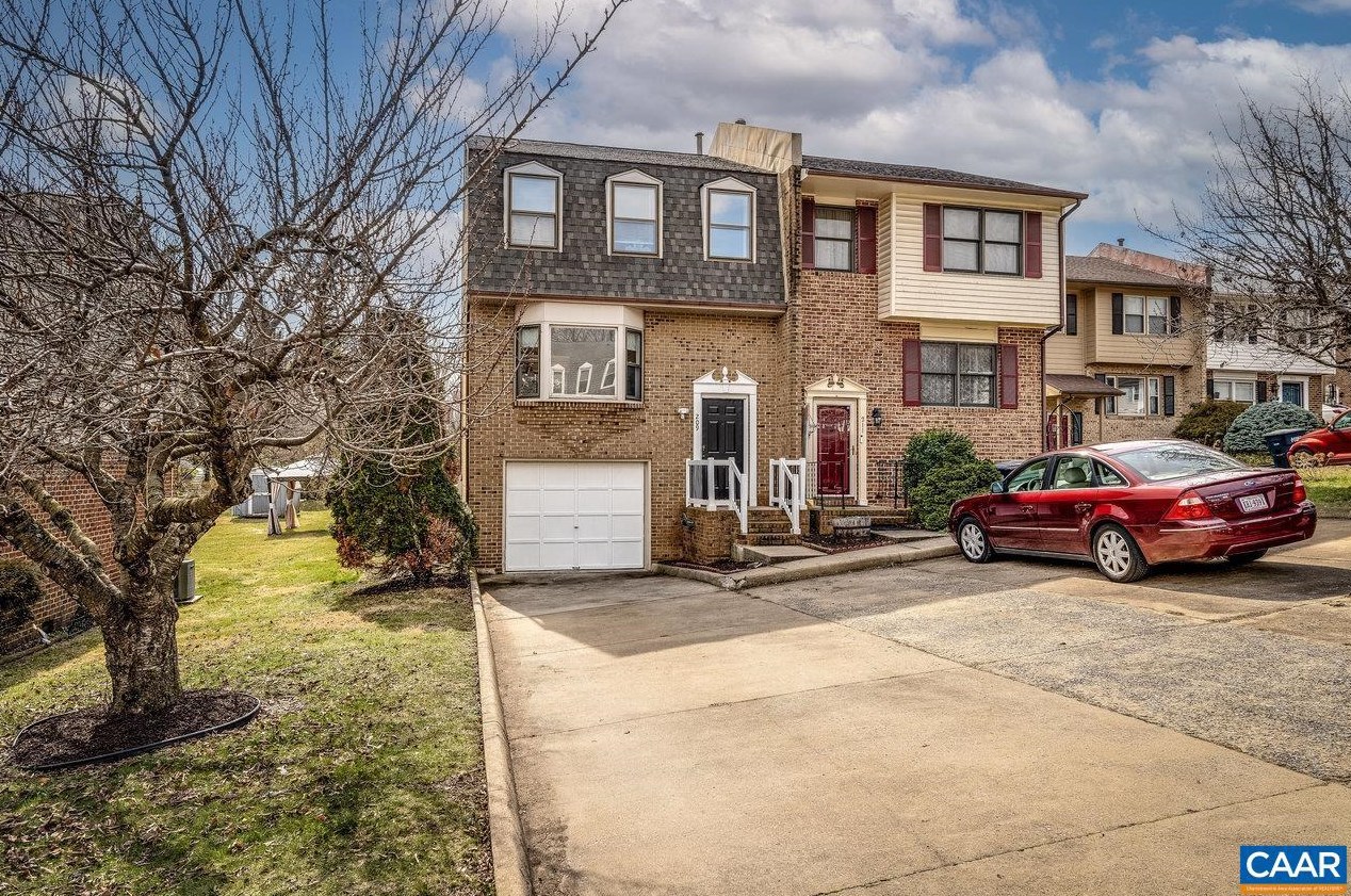 209 Wakefield Pl, Harrisonburg, VA 22801