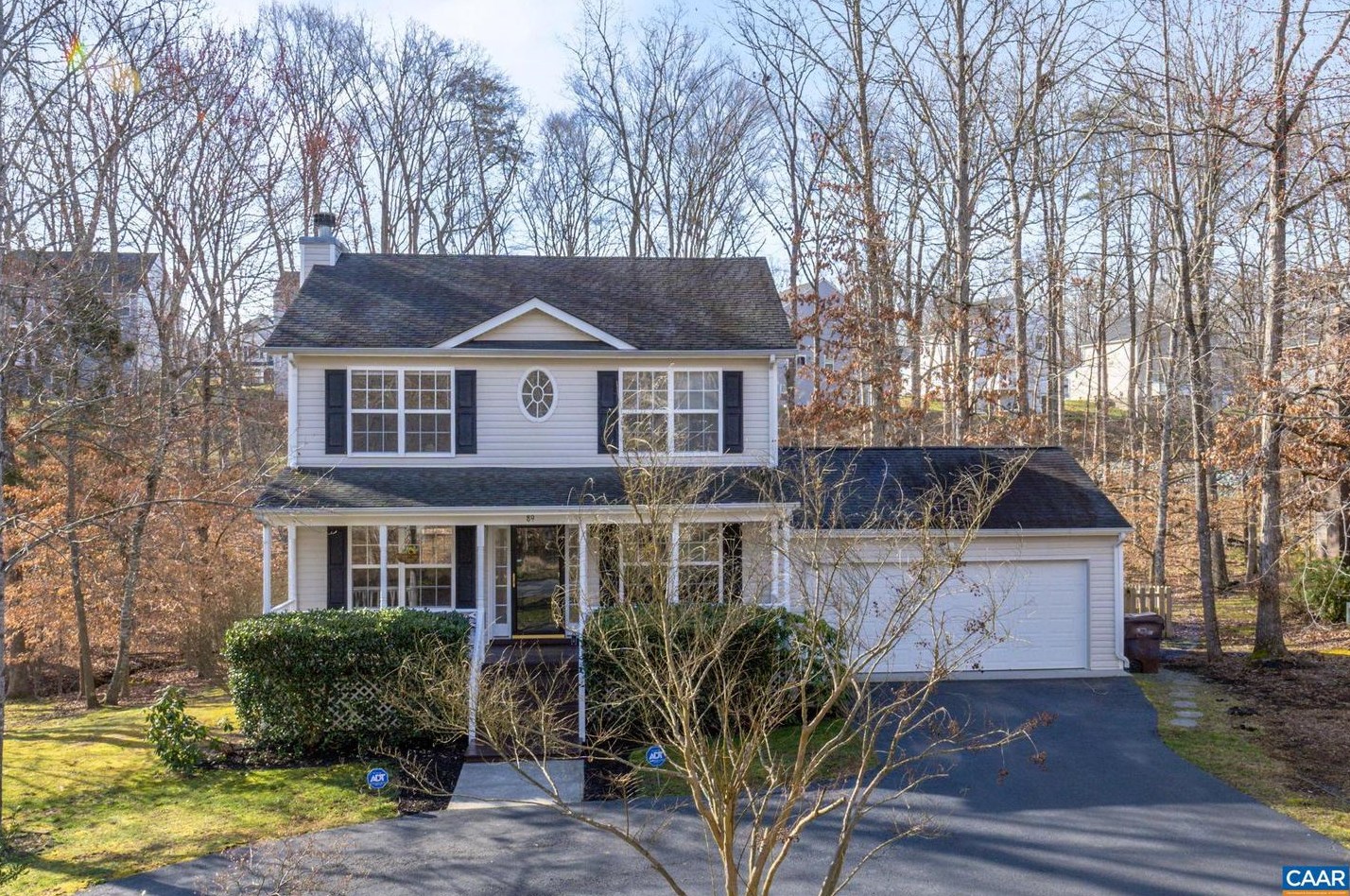 89 Riverside Dr, Bybee, VA 22963