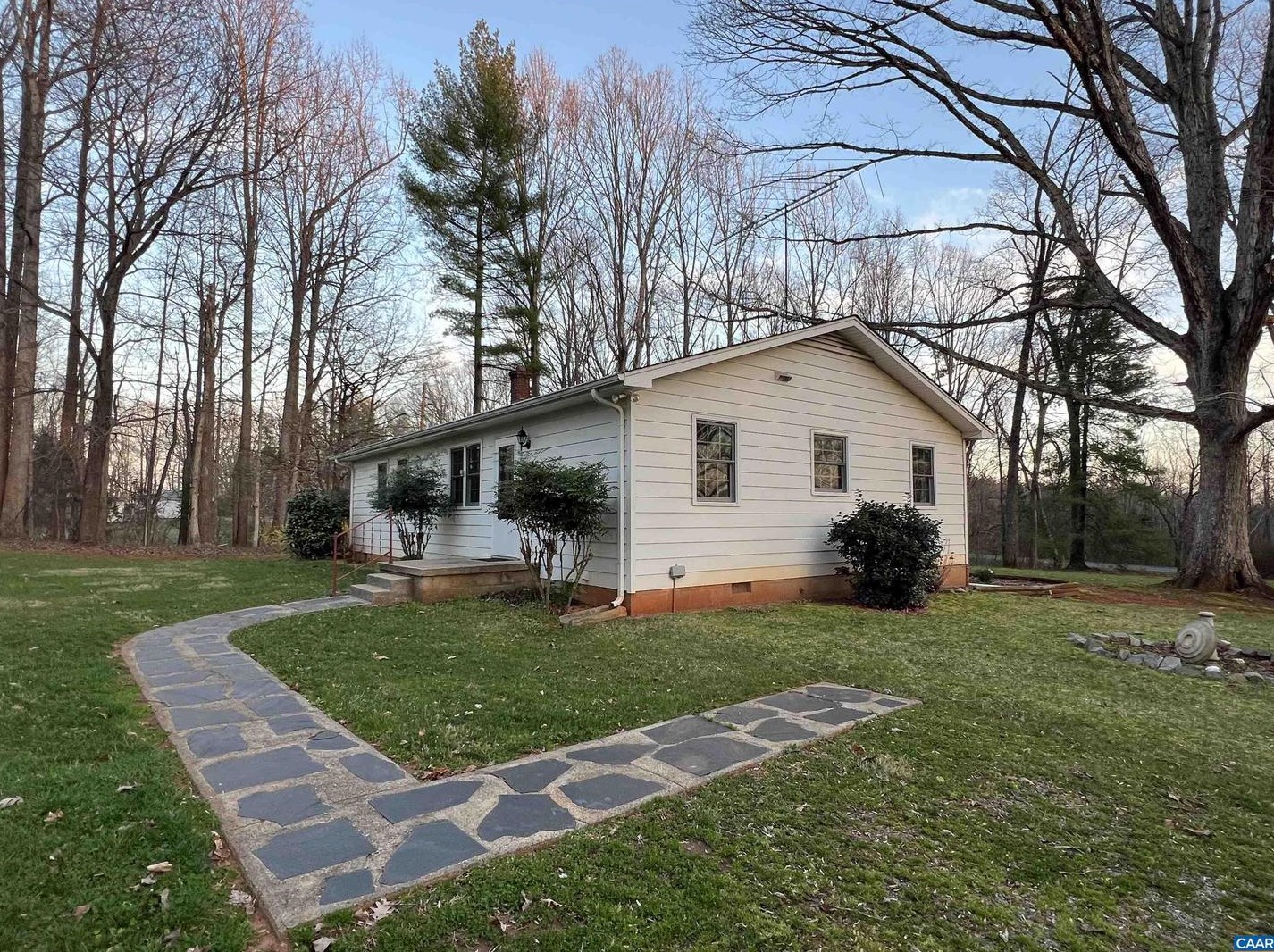 161 Evans Mills Rd, Earlysville, VA 22936