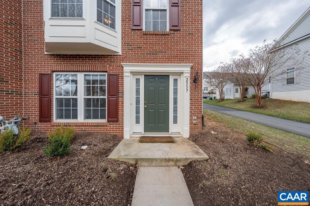 2337 Abington Dr, Charlottesville, VA 22911-5607