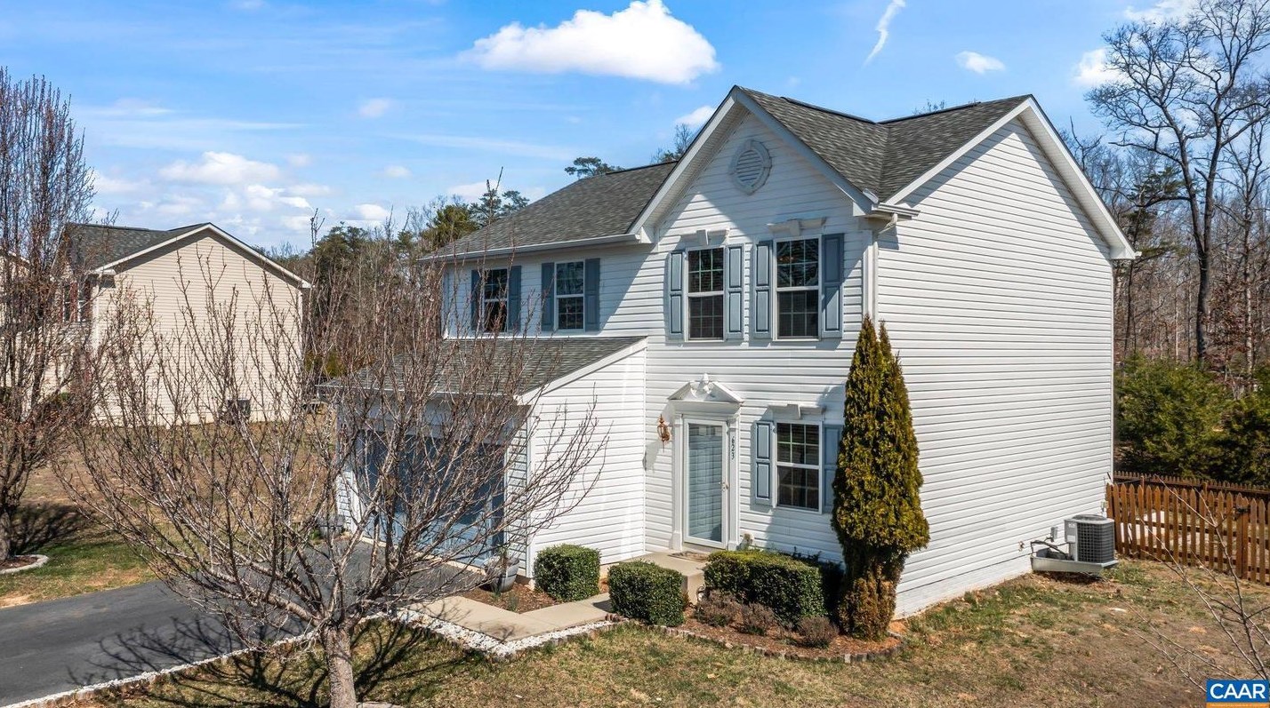 623 Justin Drive, Bybee, VA 22963