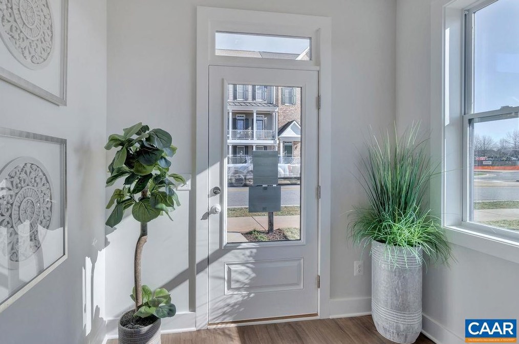 19 Golf Dr, Crozet, VA 22932