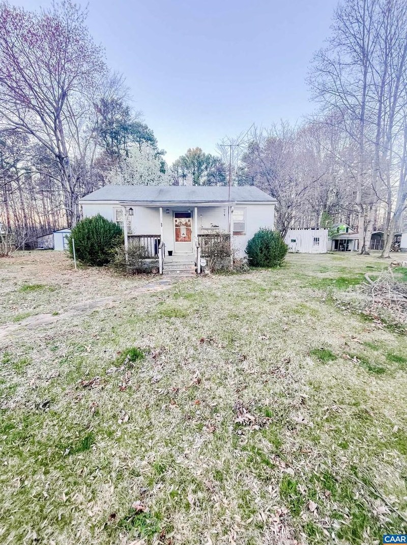89 1 Horse Rd, Buckingham, VA 23921