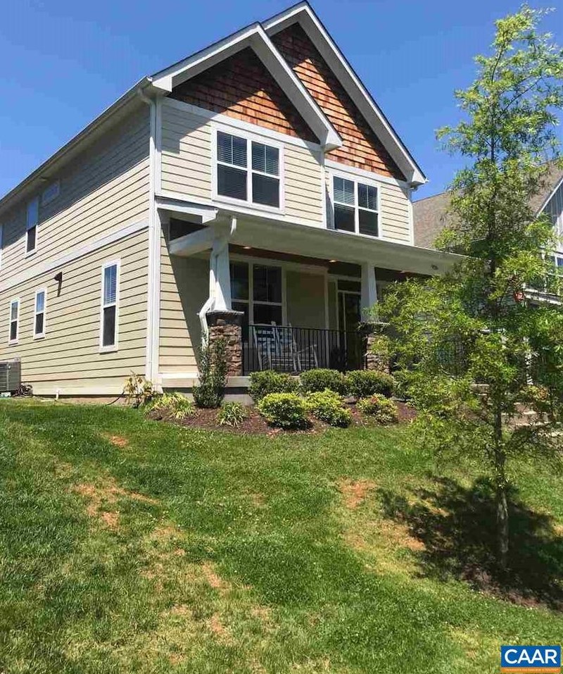 926 Haden Ln, Crozet, VA 22932