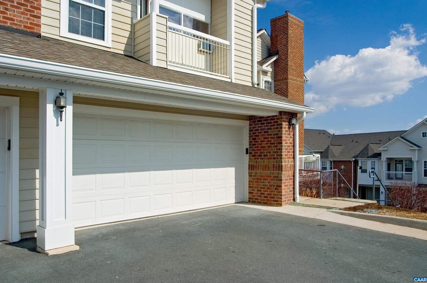 830 Beverley Dr #304, Charlottesville, VA 22911
