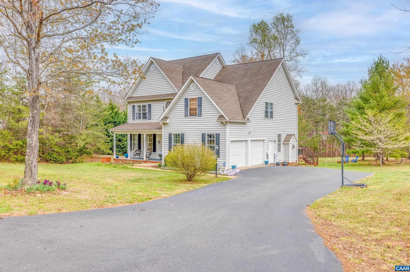 1022 N Boston Rd, Troy, VA 22974