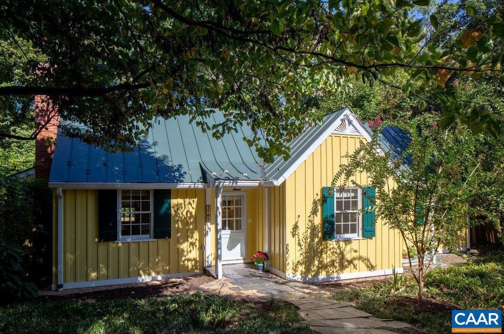 1707 Bruce Ave, Charlottesville, VA 22903-1313