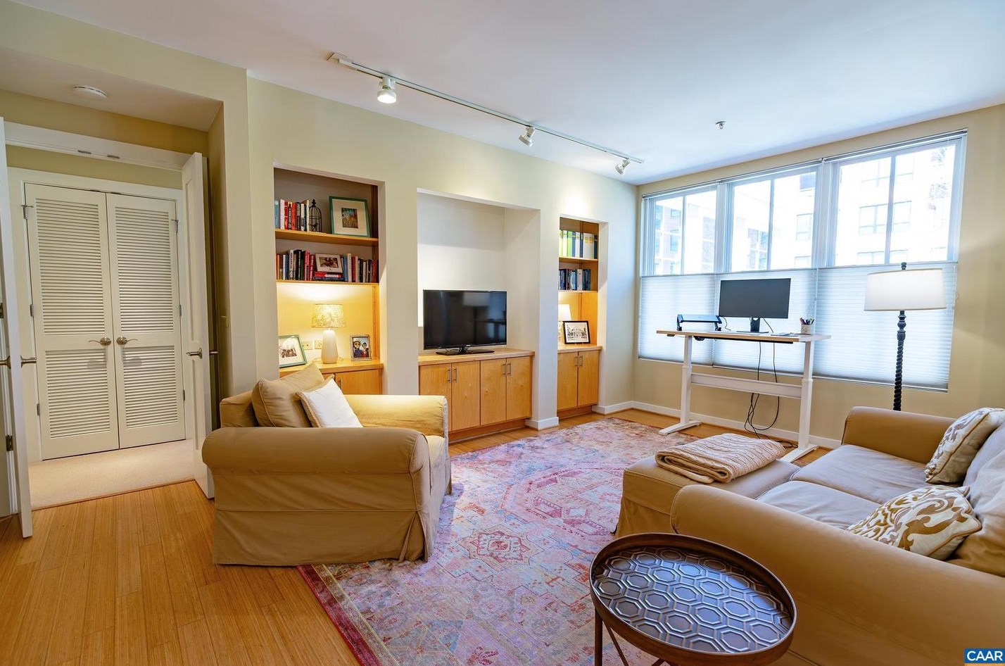 105 Monticello Ave, Charlottesville, VA 22902-5691