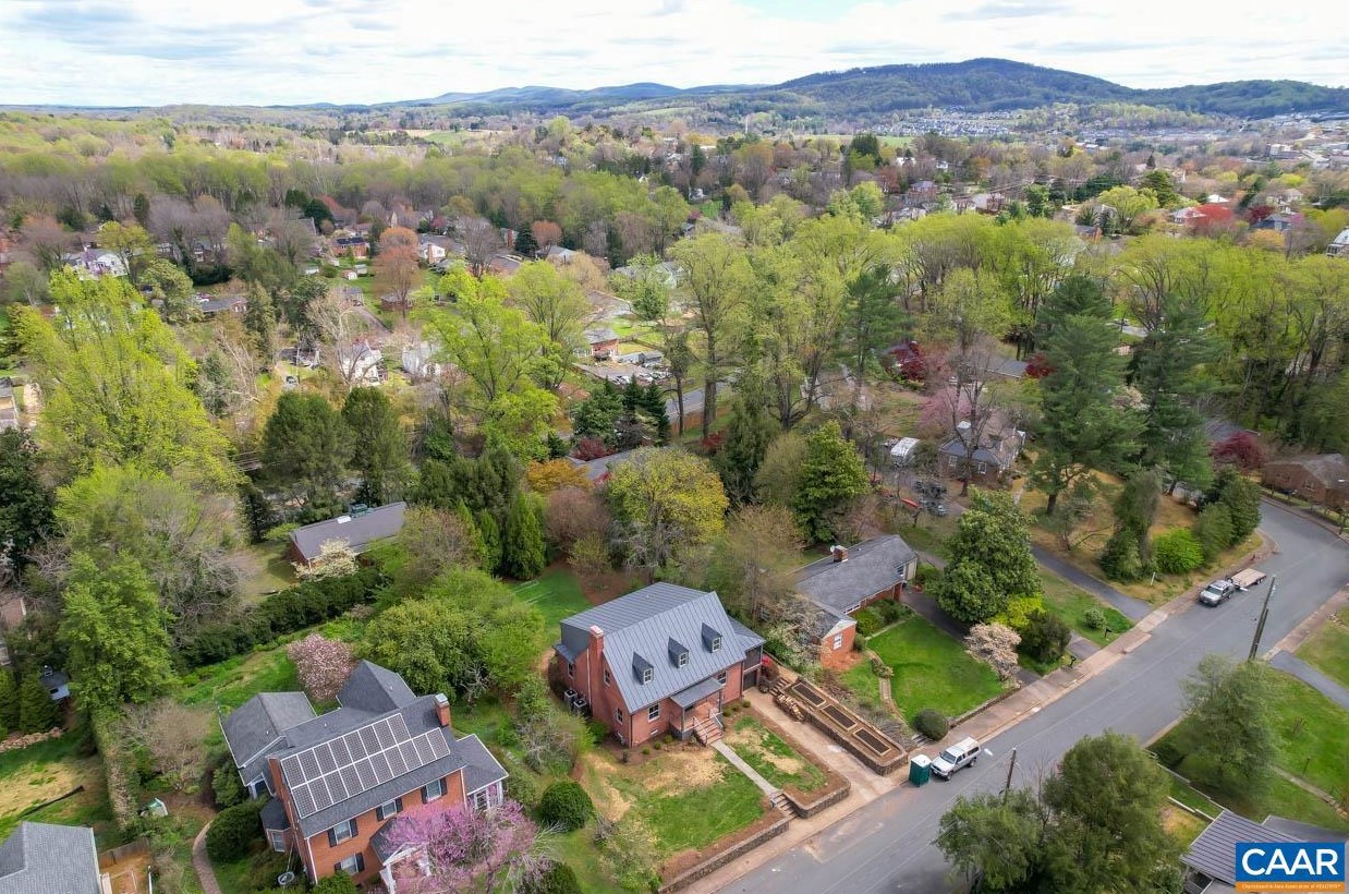 715 Lyons Ave, Charlottesville, VA 22902-4309
