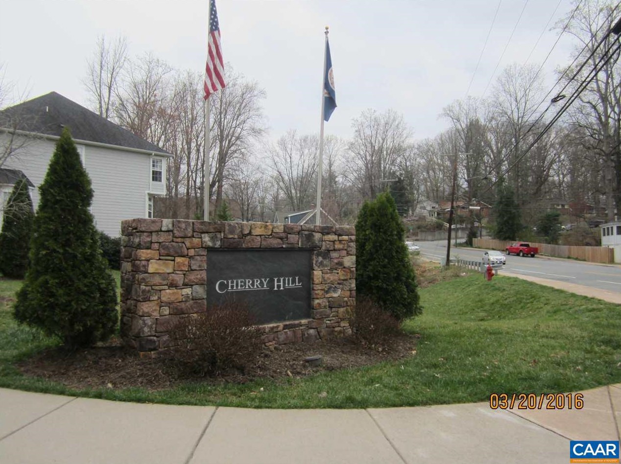 735 Rainier Rd, Charlottesville, VA 22903