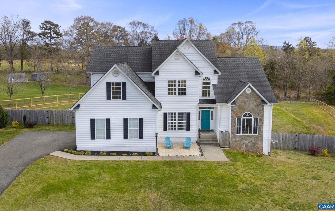 94 Hancock Dr, Ruckersville, VA 22968