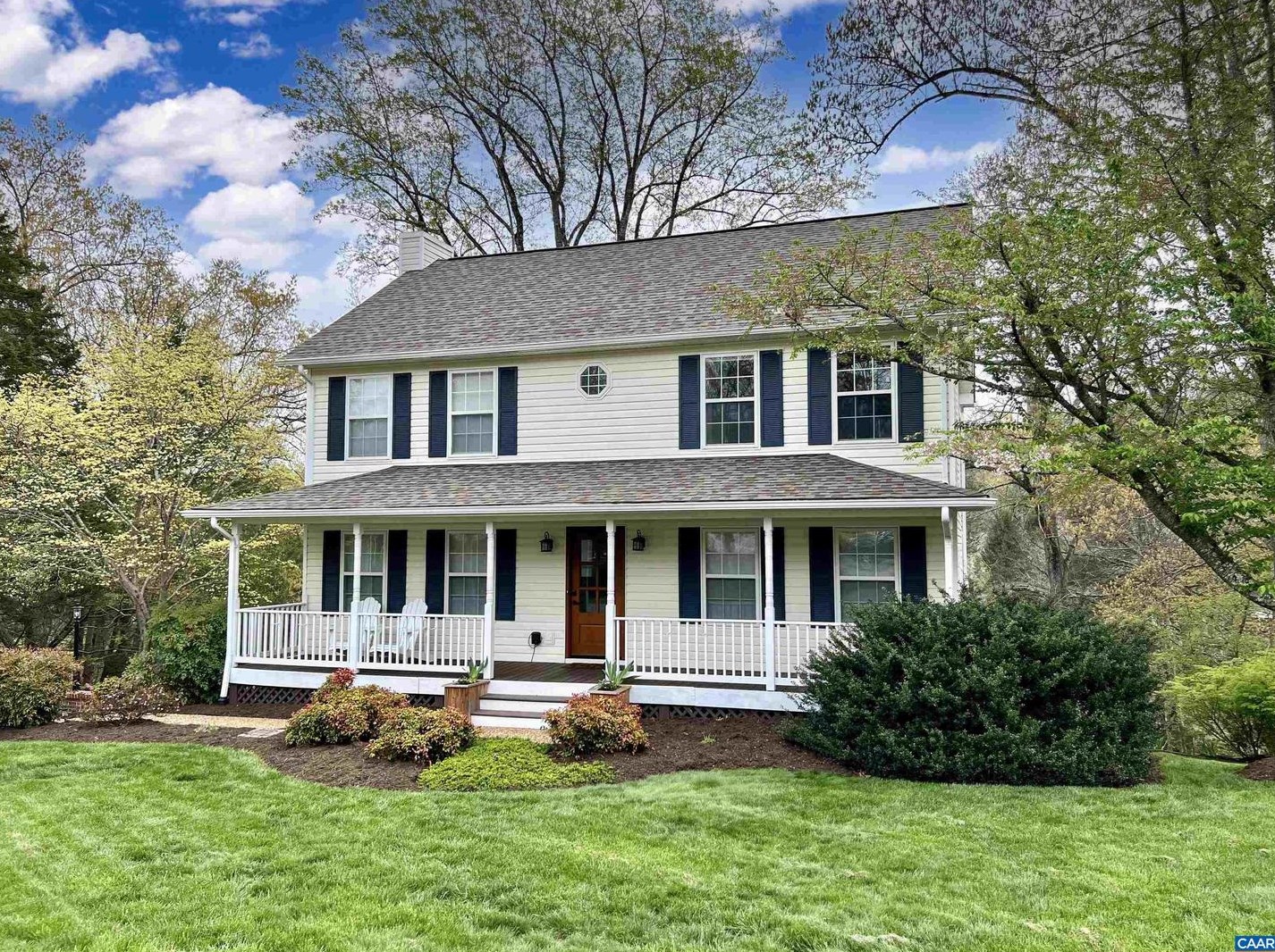 257 Starcrest Rd, Charlottesville, VA 22902-8242