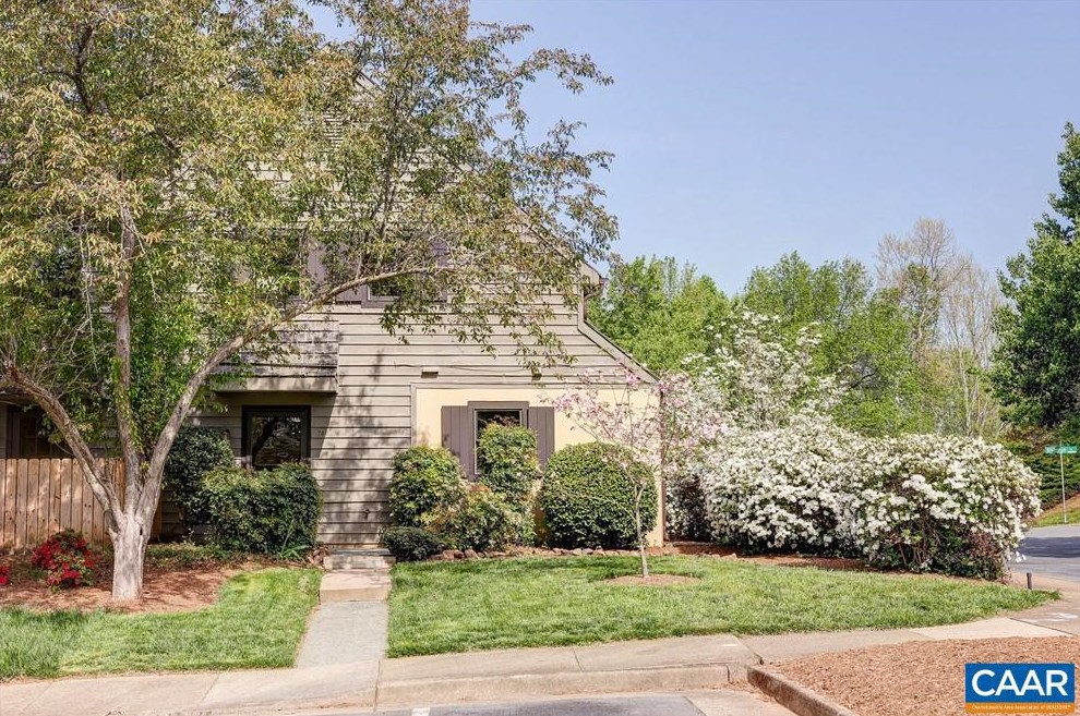 700 Merion Greene, Charlottesville, VA 22901-3171