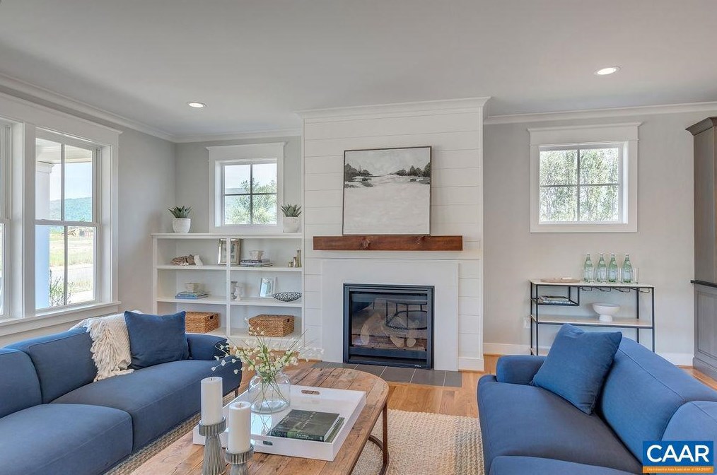 148 Pen Park Ln, Charlottesville, VA 22901-3713