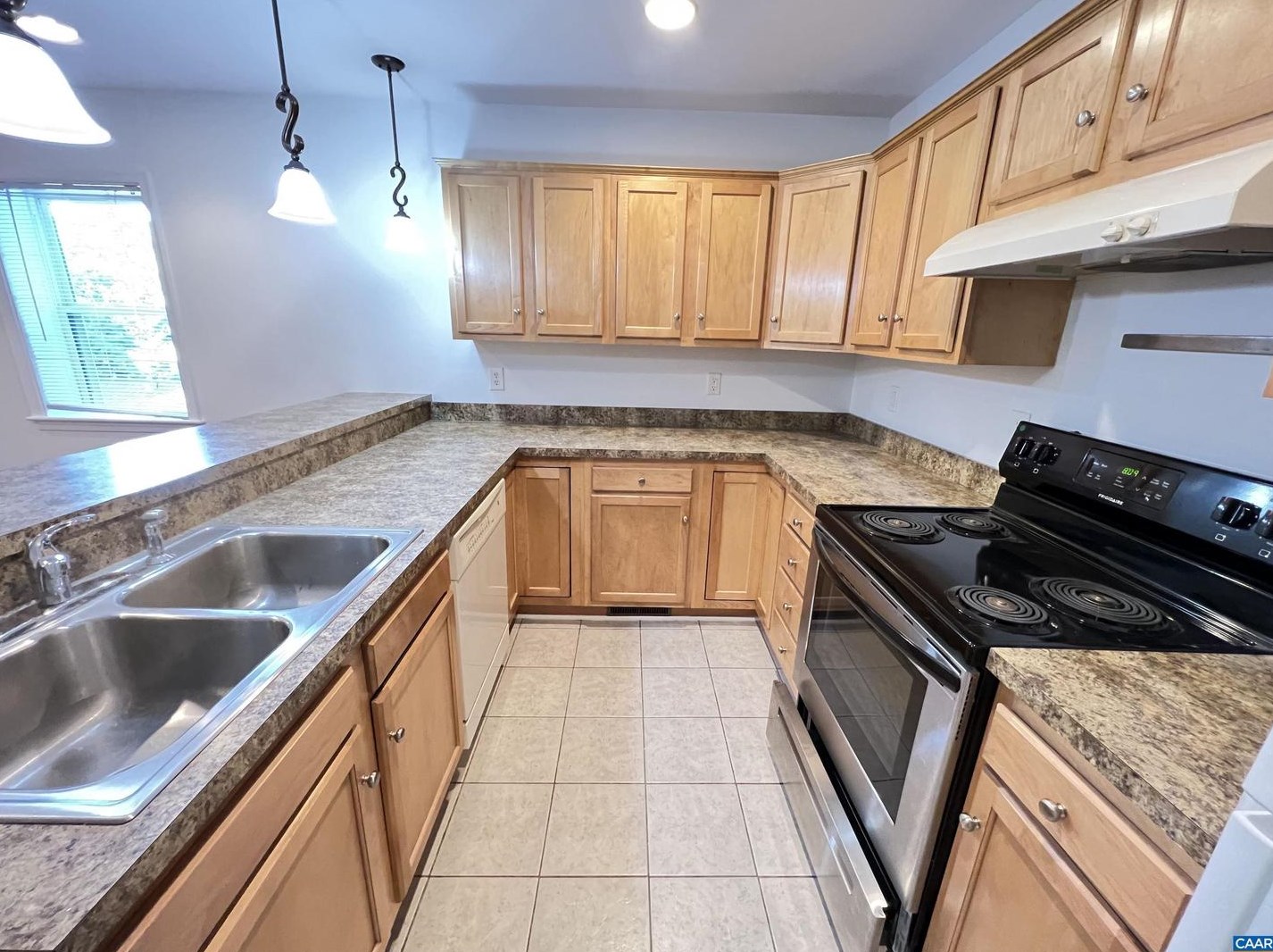 702 Delevan St, Charlottesville, VA 22903-5520