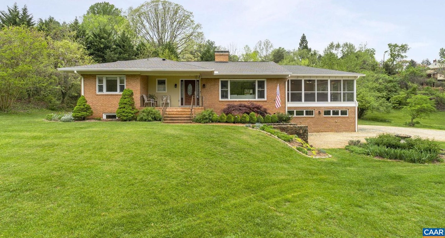 500 Debenham Ct, Charlottesville, VA 22902-8772