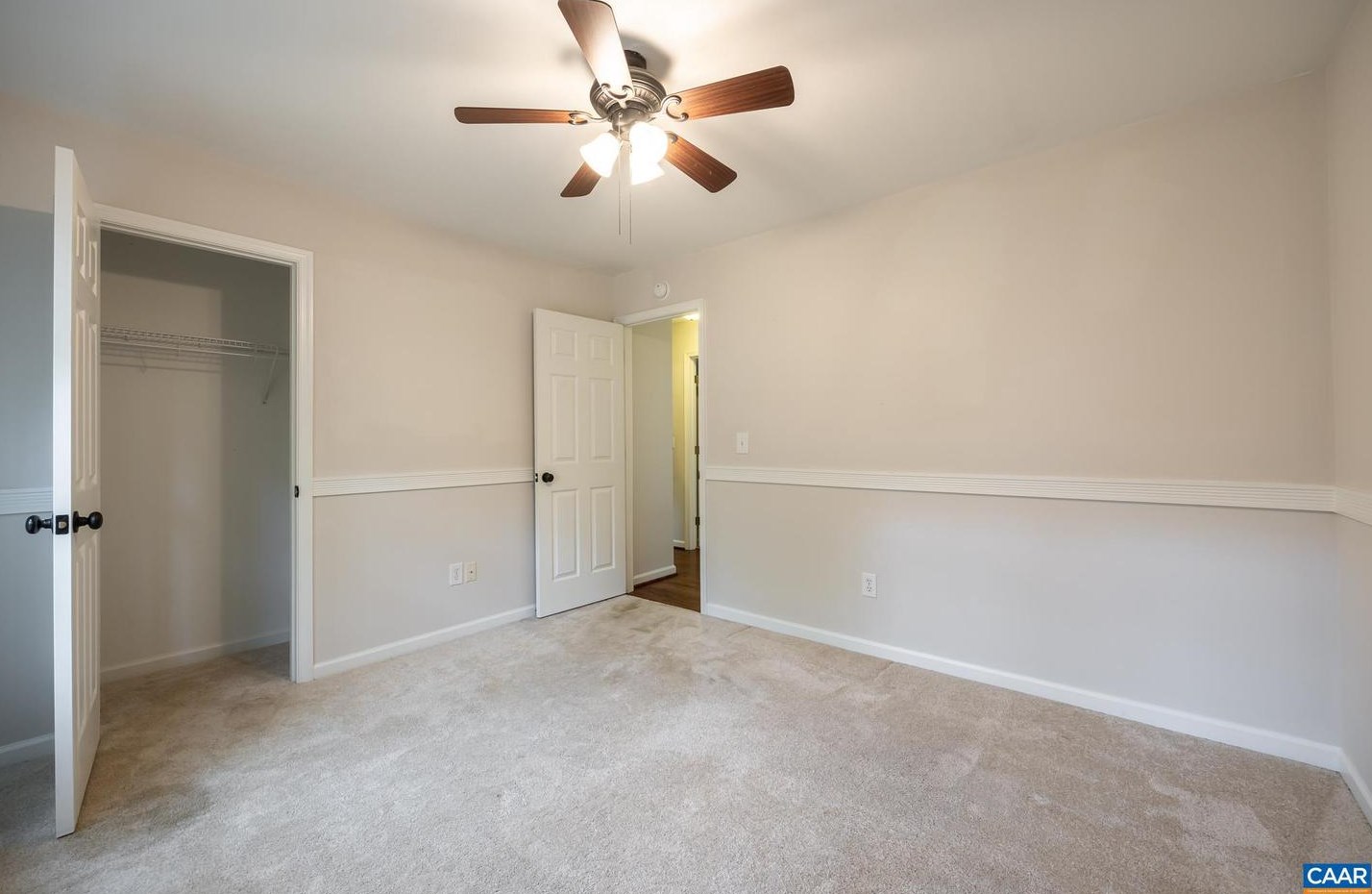 22 Hopi Way, Bybee VA  22963-3164 exterior